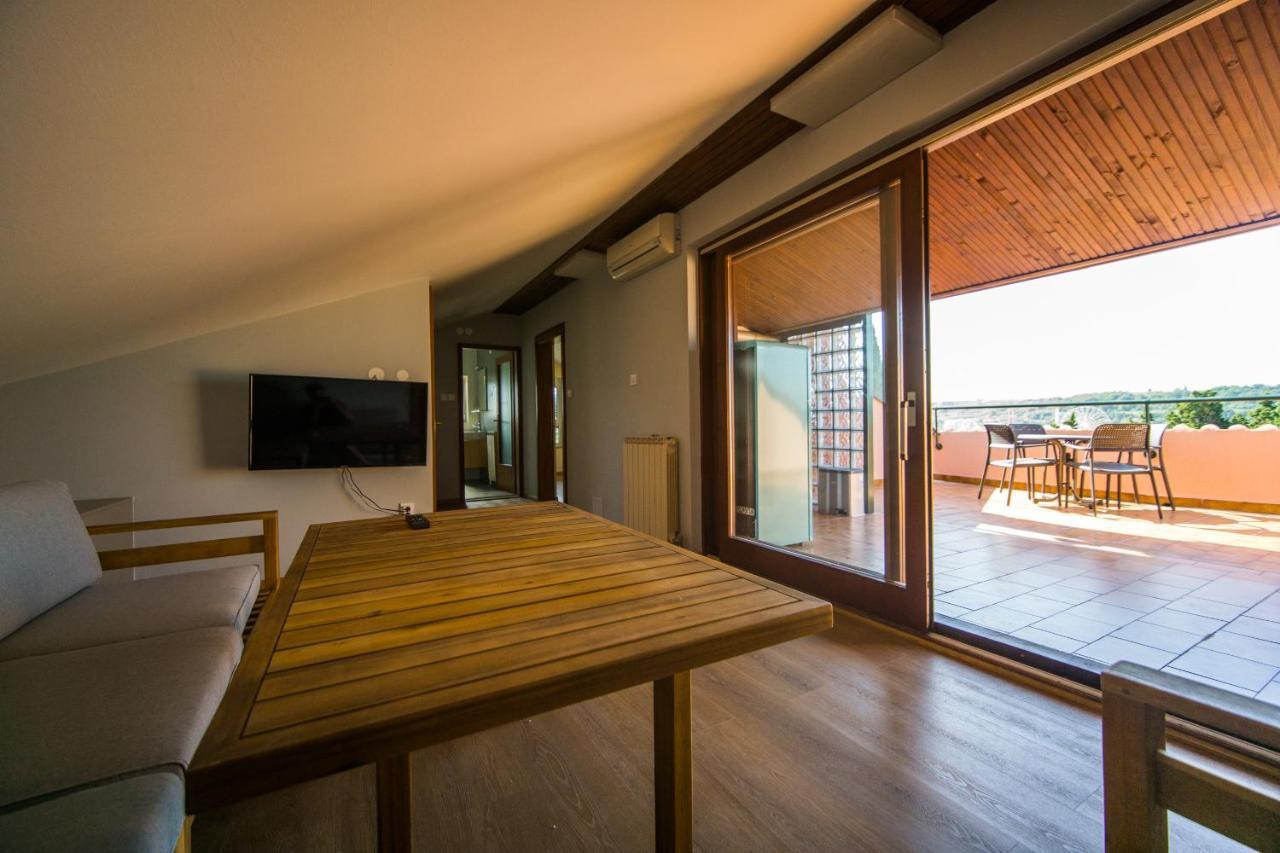 Apartments Sara 7, 8, 9 بورتوروز المظهر الخارجي الصورة